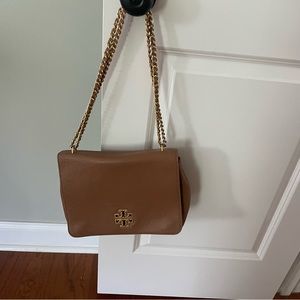 Tory Burch purse in great condition.